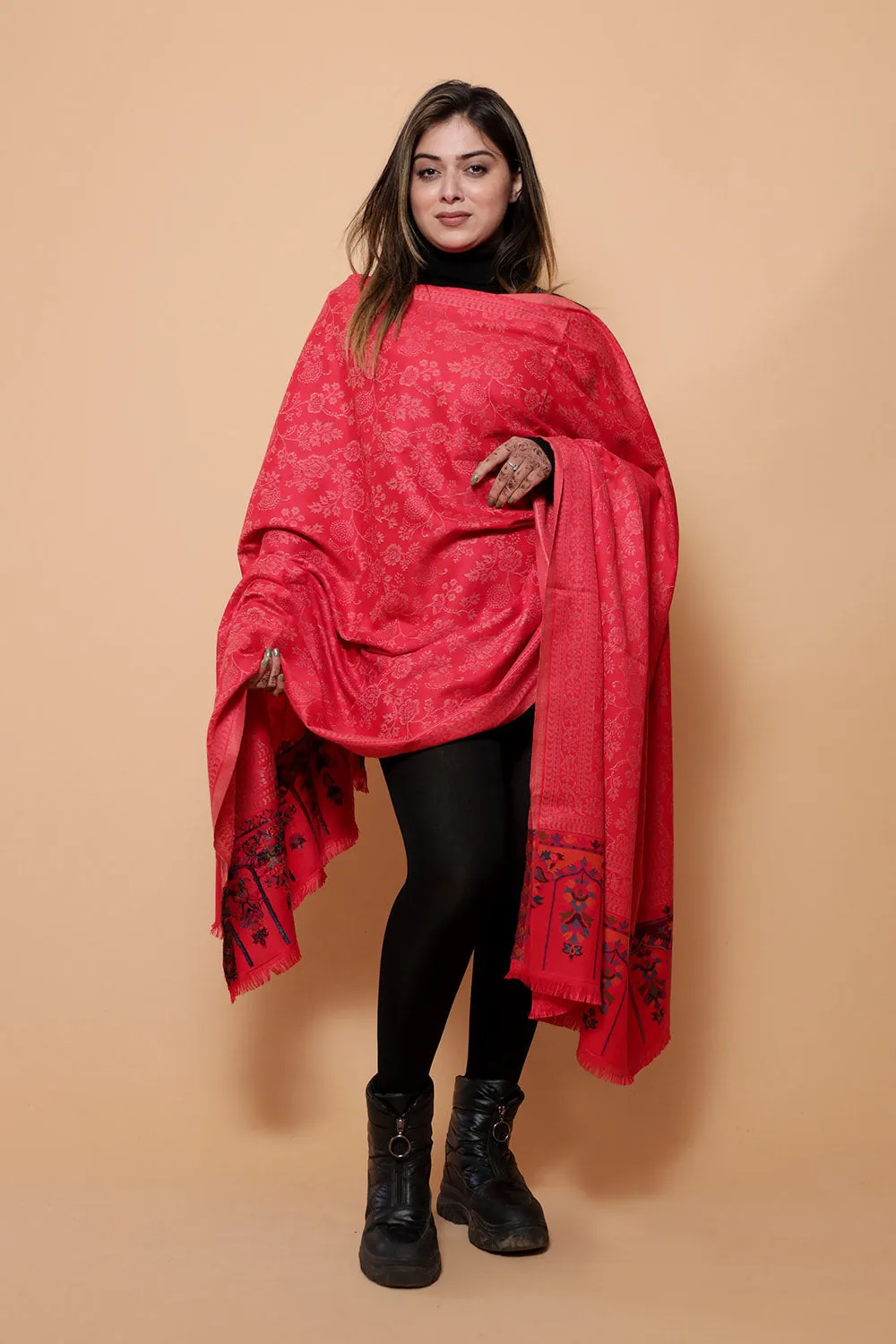 Attractive Red COLOUR KANI SHAWL WORK DEFINES ROYAL AND LUXURIOUS EXTREMELY COMFORTABLE FOR ALL EVENTS