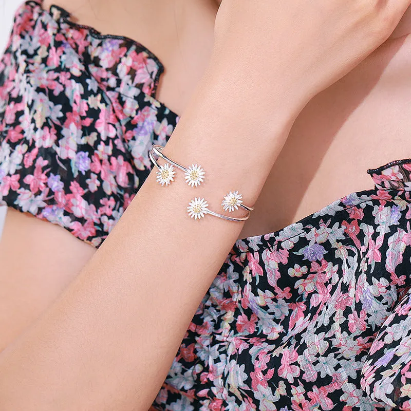 Daisy Flower Charm Bracelet For Women Girls Elegant Sweet