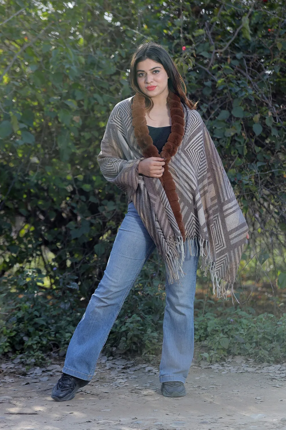 Exotic Brown Colour Woollen Cashmere Faux Fur Cape Stole.