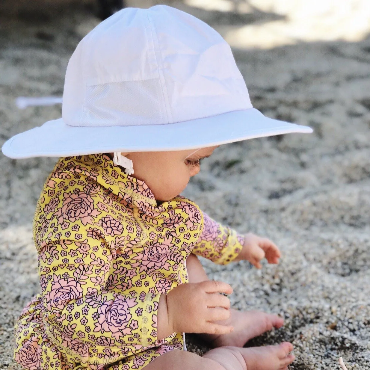 Kids Wide Brim Sun Hat "Fun Sun Day Play Hat" - White