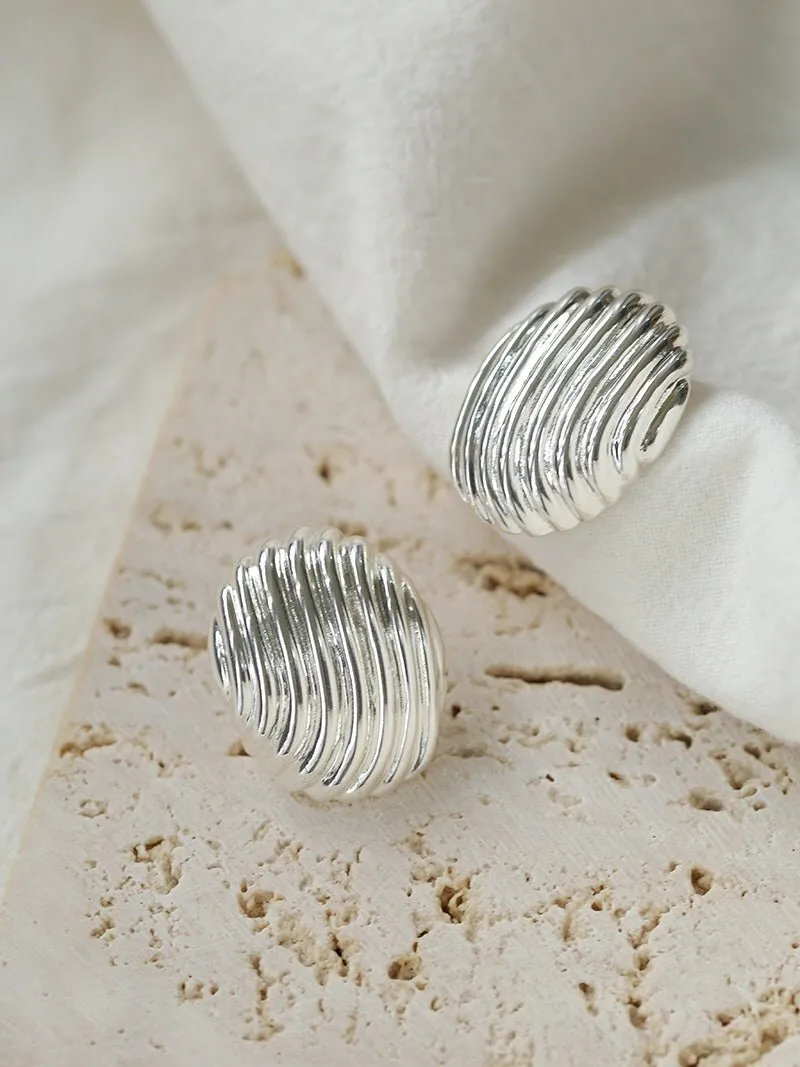 Metallic Striped Texture Oval Earrings