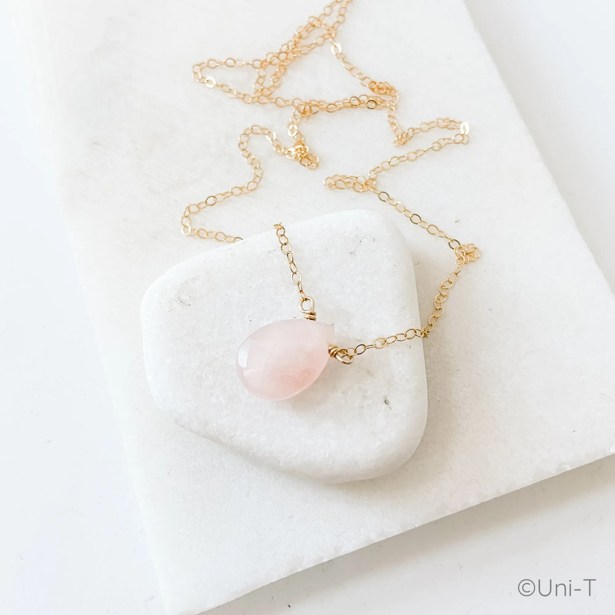 Rose Quartz Gemstone Necklaces